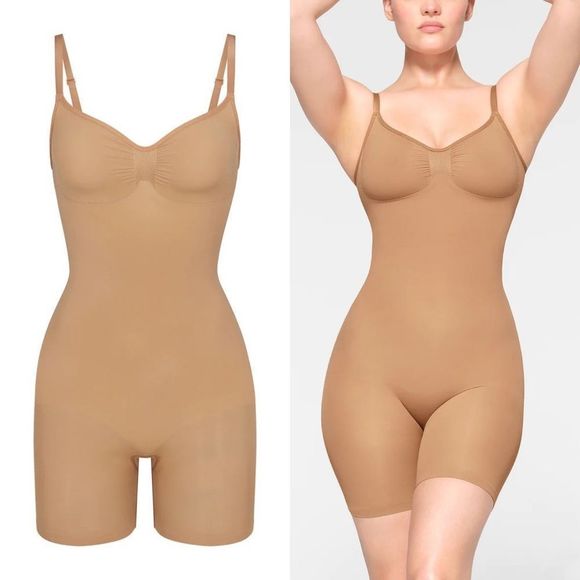SKIMS Other - SKIMS SEAMLESS SCULPT MID THIGH BODYSUIT S/M $72